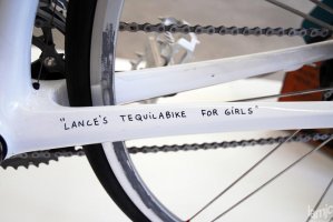 Stages - Tom Sachs â€œLanceâ€™s Tequila Bike for Girlsâ€ Carbon fiber Trek (...)