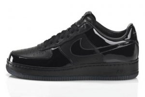 Jay-Z for Nike Air Force 1 - All Black Everything collection - (...)