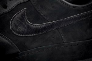 Jay-Z for Nike Air Force 1 - All Black Everything collection - (...)