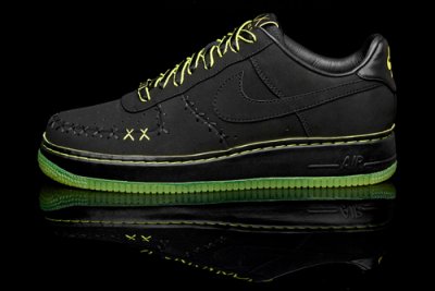 Kaws Air Force 1